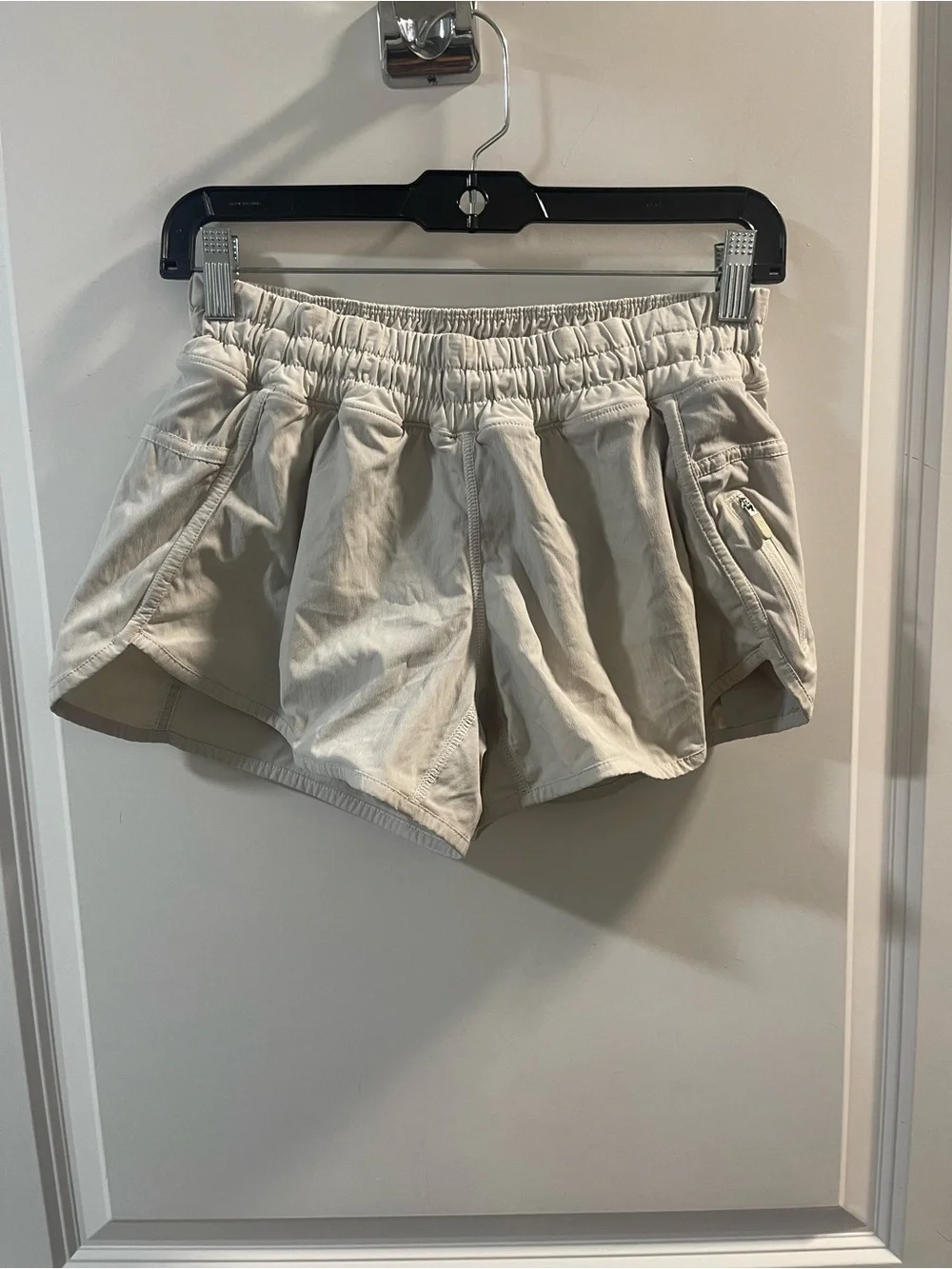 lululemon Flawed athletica Men’s Light Athletic Shorts